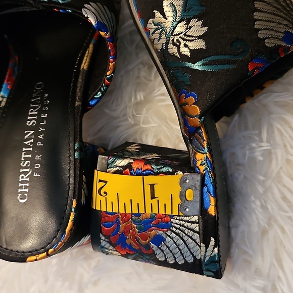 Christian Siriano Black Mules Vibrant Design - Picture 5 of 5